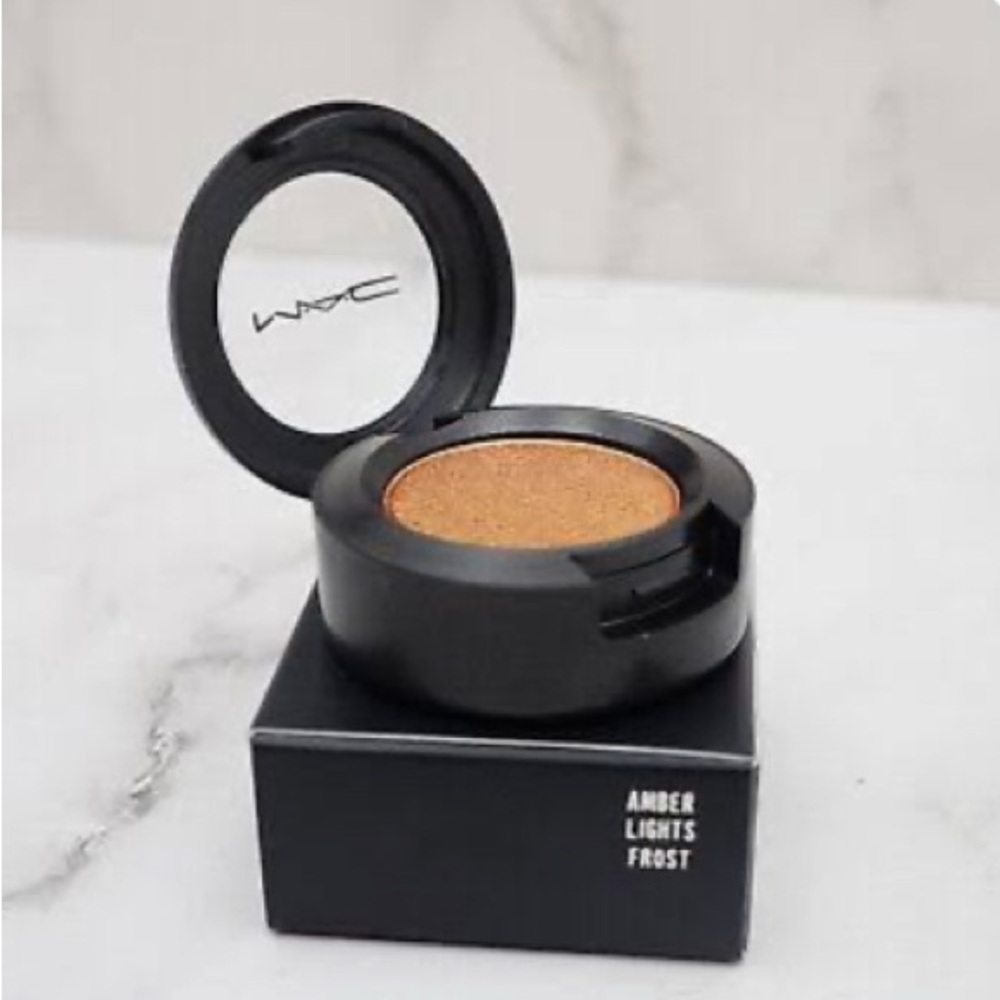 MAC Eyeshadow Amber Lights Frost NIB - peachy-brown-shimmer